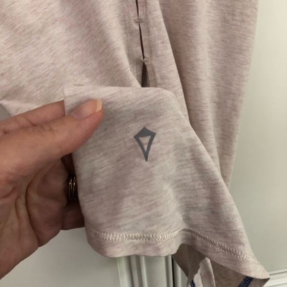 Ivivva by Lululemon Pima Cotton tanktop - Picture 8 of 10